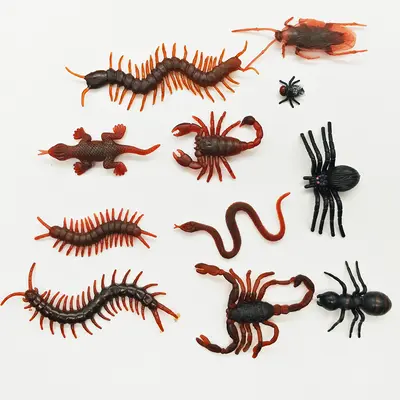 Simulated Insect Toys, Fake Cockroaches, Scorpions, Centipedes and Flies