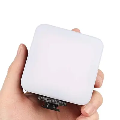 DSLR-Fotografie quadratisches Strahler-Licht Smartphone DSLR-Videoaufnahme RGB weiches Licht mini tragbares Taschenlicht