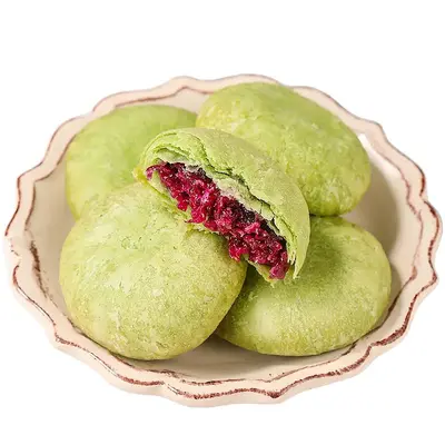 Yunnan-Blumenkuchen mit Rose und Matcha, traditionelles Gebäck