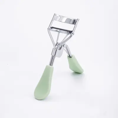 Tragbarer Wimpernzange mit breitem Winkel für Anfänger, nicht klemmend, langfristige Wimpernlockenbehandlung, Großhandel. - 7