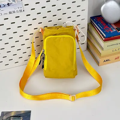 Individualisierbare Outdoor-Reiseflasche mit Handytasche, Umhängetasche und Kordelzugtasch - 7