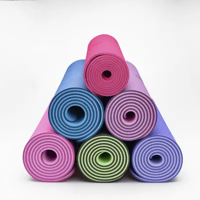 Kaymaz TPE yoga matı iki renkli darbe emici fitness spor matı kalınlaştırılmış yoga özel toptan satış