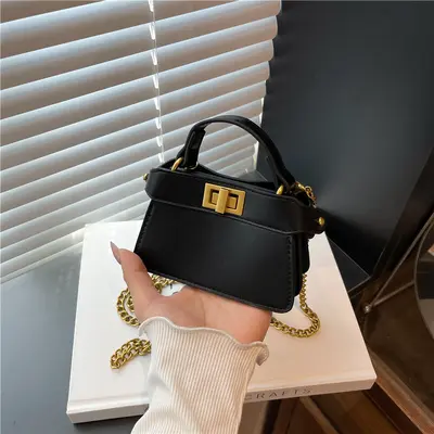 Women's Large Capacity Handbag, Light Luxury Crossbody Shoulder Bag - 12