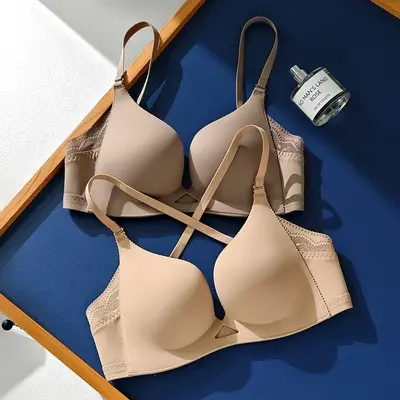 Duoqingmao Backless Bra for Small Chest, Gathering Seamless One-Piece