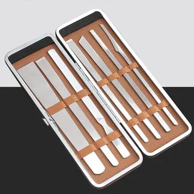 Foot massage stainless steel pedicure knife tool for removing dead skin manicure knife microdermabrasion foot knife Yangzhou three-blade pedicure set