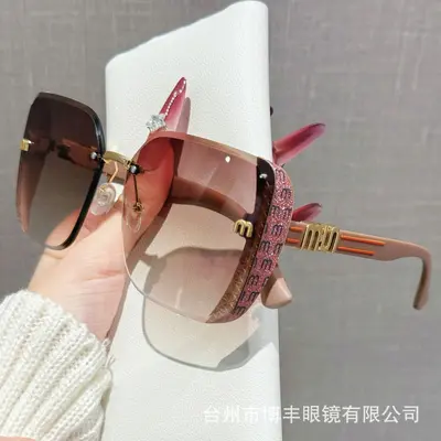 Women's Semi-Rimless Gradient Tea Sunglasses with Sparkle Details - 1