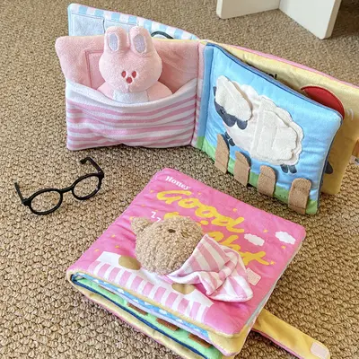 Pet Sniffing Book, Puzzle Toy for Cats and Dogs, Plush with Squeaker - 7