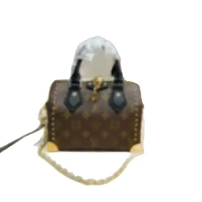 Large Capacity Light Luxury Women's Tote Shoulder Bag - 6