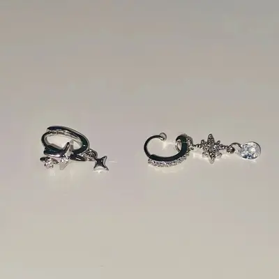 Star Zirconia Earrings with Sparkling Water Drop Design