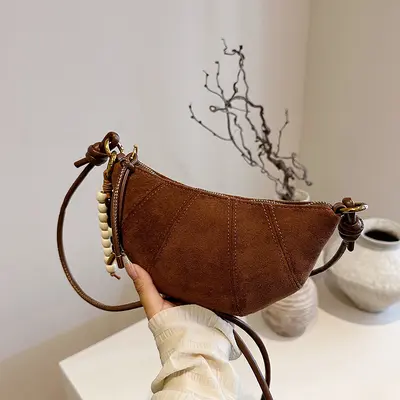 Cross-border light luxury crossbody bag for women, high-looks stylish fashionable versatile shoulder underarm bag, commuting dumpling bag for work