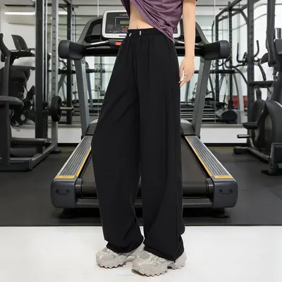 Damen Quick-Dry Sportset mit atmungsaktivem Kurzarm-Oberteil - 10