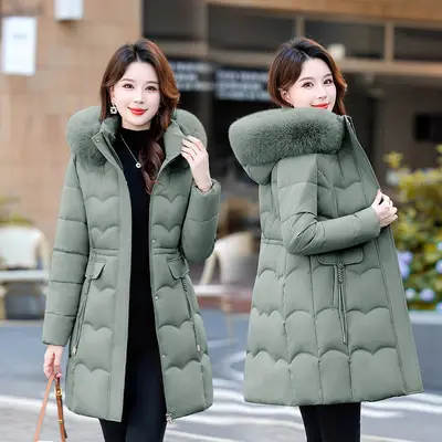 Women's Mid-Length Down Coat with Large Fur Collar, Winter 2026 - 10
