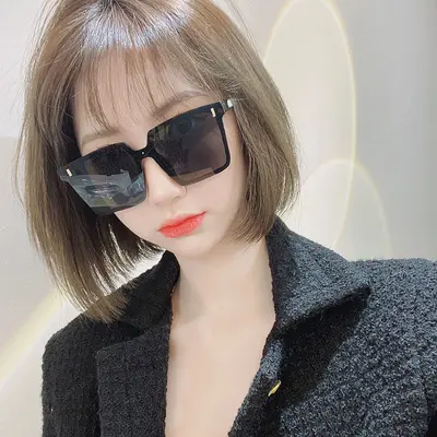 Square Driving Sunglasses for Men and Women, UV Protection - 3