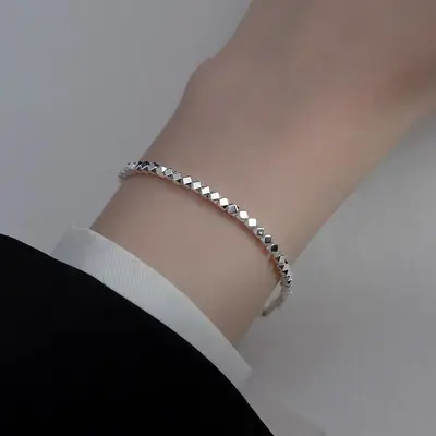 kadınlar için s925 ayar gümüş Kore tarzı bilezik, üst düzey, basit, kişiselleştirilmiş, çok yönlü çift bilezikleri, niş tasarım, tatlı ve modaya uygun
