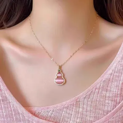 Gourd Pendant Necklace for Women, Lightweight Collarbone Chain