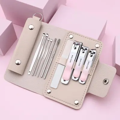 Manicure set with nail scissors, ear spoon and tools - 7