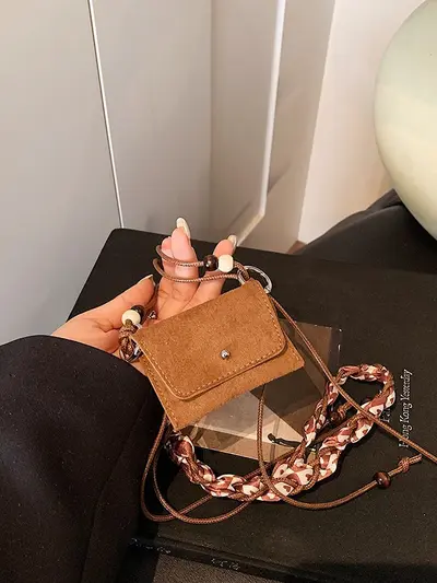 Vintage mattierte kompakte elegante Umhängetasche 2025 Herbst alltägliches Design Mini vielseitige Handtasche kleine quadratische Tasche
