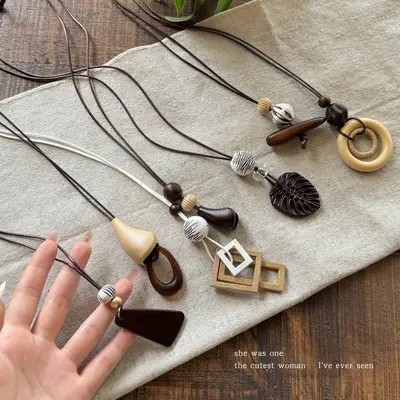 Çin Tarzı Vintage Para Stili! Kahverengi Ahşap Kolye Kadın Üstün Kalite Niş Kolye Zinciri Yaz Uzun Model