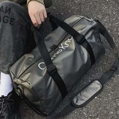 Sports backpack waterproof with dry-wet separation compartment