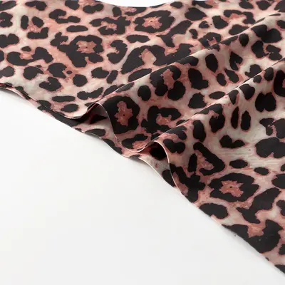 Büyük Beden Dikişsiz Leopar Desenli Kadın Tanga, Düşük Bel, Plaj