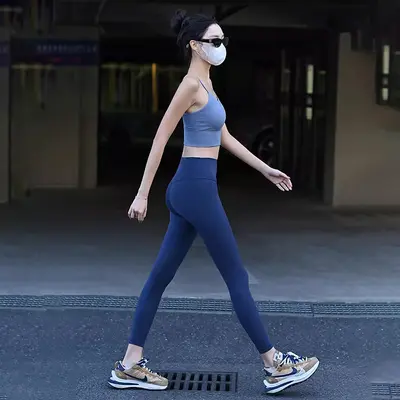 普拉提训练瑜伽裤女蜜桃提臀收腹鲨鱼打底裤跑步运动瑜伽服健身裤 - 5