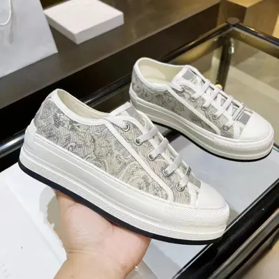 Women's Embroidered Canvas Lace-Up Shoes, Thick Sole, Hidden Heel - 11