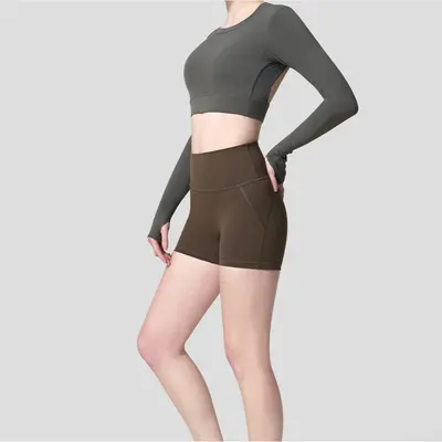Women's High-Waist Three-Quarter Yoga Shorts for Running and Fitness - 4