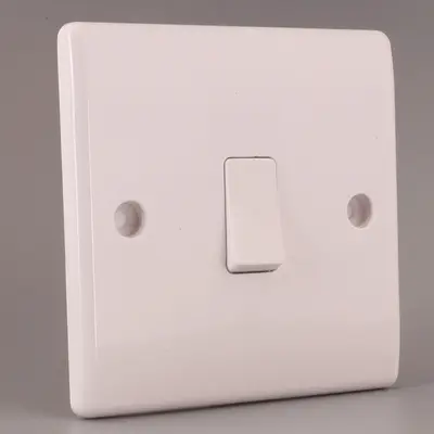 British Standard Bakelite Wall Socket Panel, 13A Three-Pin Socket - 7