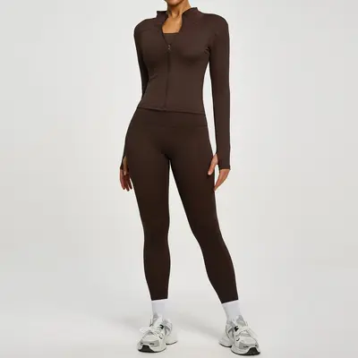 Yüksek elastik yoga takımı, yüksek belli kaldırıcı şort ve tank top, iki parça - 8