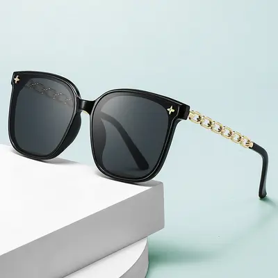 Oversized Frame Chain Sunglasses, UV400 Protection, Unisex - 1