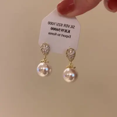 Pearl earrings, S925 silver studs, zircon accents