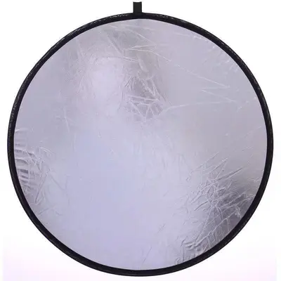 Photographic reflector, foldable and portable for portrait photography and beauty lighting, five-in-one combined silver/gold silver photographic soft light panel.