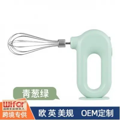 Electric hand mixer cake baking