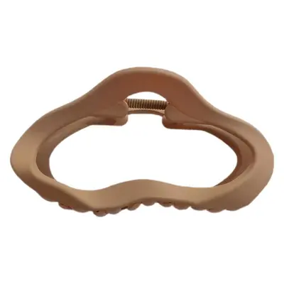 Irregular claw hair clip for women, new premium style, suitable for thick hair at the back of the head, large shark clip, plain hair accessory.
