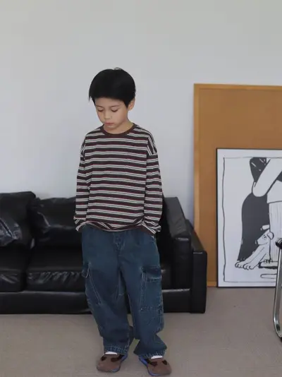 Erkek çocuk düz paça kot pantolon, yıkamalı vintage eskitilmiş, cepli
