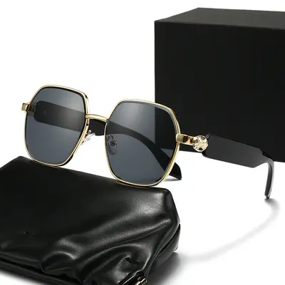Women's Metal Frame Sunglasses with UV Protection, Celebrity Style - 3