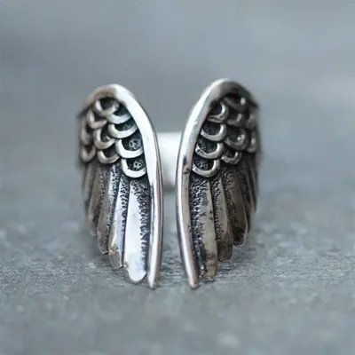 Personalized Angel Wings Feather Retro Ring, Simple Luxury Design