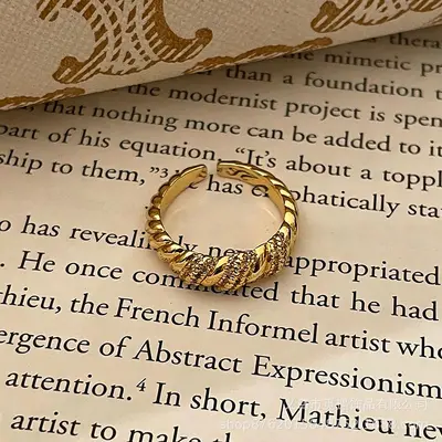 Gold egg-shaped gemstone stackable ring for women - 10