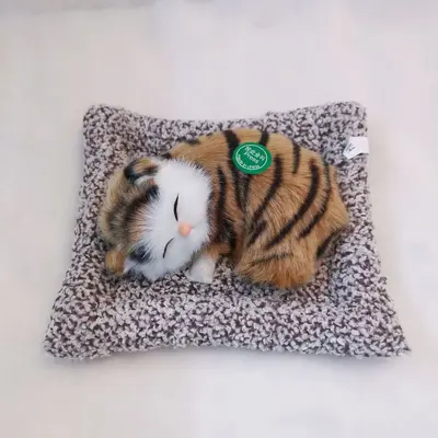 Miyavlayan peluş kedi, araba süsü, bambu kömürlü - 12