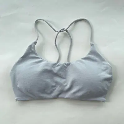 DFYNE Women's Seamless Open-Back Yoga Bra with Straps - 12