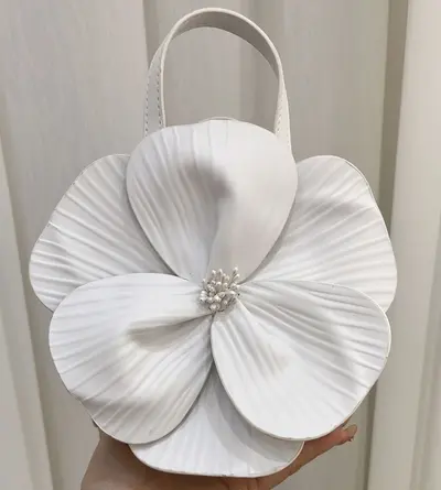 Women's French Petal Floral Tote Bag, Single-Shoulder Chain Strap - 13
