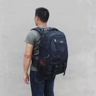 Wasserdichte extragroße kapazitive Geschäftsreise Langstrecken-Reisenrucksack Outdoor-Rucksack Herren-Arbeits-Großes Gepäck Anzug Quilt große Tasche