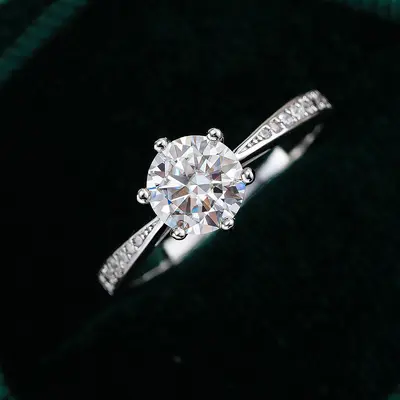 S925 silver moissanite ring, six prong, classic crown design - 3