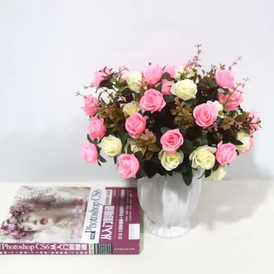 Künstliche Blumen im europäischen Stil, 12 kleine Rosen, Hochzeitsstrauß