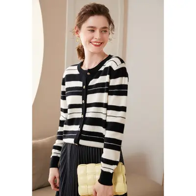 Women's Striped Cashmere-Style Round Neck Knit Sweater