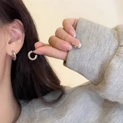 S925 gümüş küpeler kadın, solmayan moda tasarımı