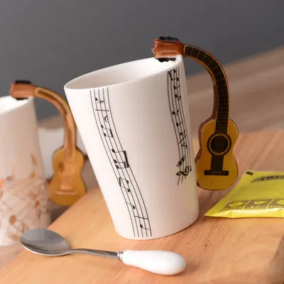Fabrik grenzüberschreitende Amazon-Außenhandels-Keramiktasse Ins Musik-Wasserbecher Kaffeetasse Paartasse Becher Geschenk