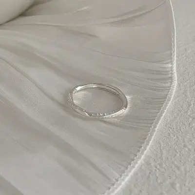 Geometric Möbius ring for women, open adjustable, luxury style - 9