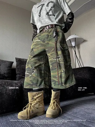 Retro kamuflaj desenli yazlık erkek şort, geniş paçalı streetwear - 7