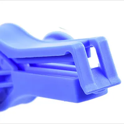 Food Bag Sealing Clip Moisture-Proof Plastic with Pour Spout